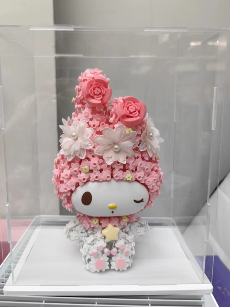Good Floral & Wedding Decor Supply - 花柄ガーデンテーマのビルディングブロックブラインドボックスキュートムーンライトクラブパズルデコレーションサプライズ誕生日コレクタブルギフト女の子向け